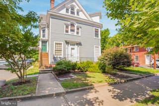 1122 CAROLINE ST #2, Fredericksburg, VA 22401