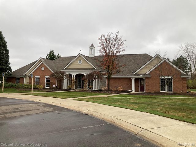 56626 Chesapeake Trail, Shelby Charter Township, MI 48316