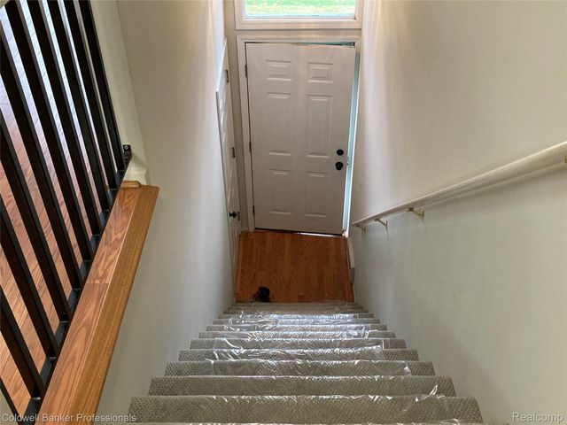 56626 Chesapeake Trail, Shelby Charter Township, MI 48316