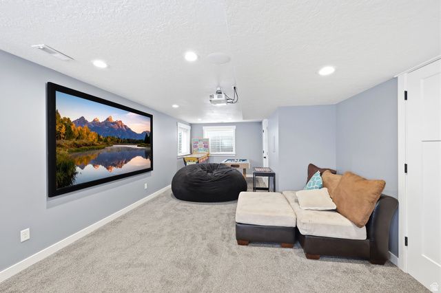 1931 E 6200 S, South Ogden, UT 84403