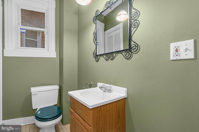 2832 GUILFORD AVE, Baltimore, MD 21218