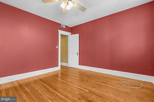 2832 GUILFORD AVE, Baltimore, MD 21218