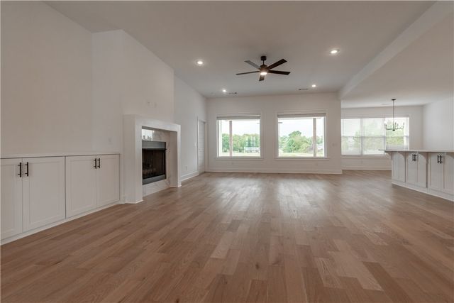 12524 Jim Brooks Road, Farmington, AR 72730