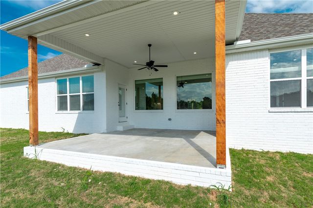12524 Jim Brooks Road, Farmington, AR 72730