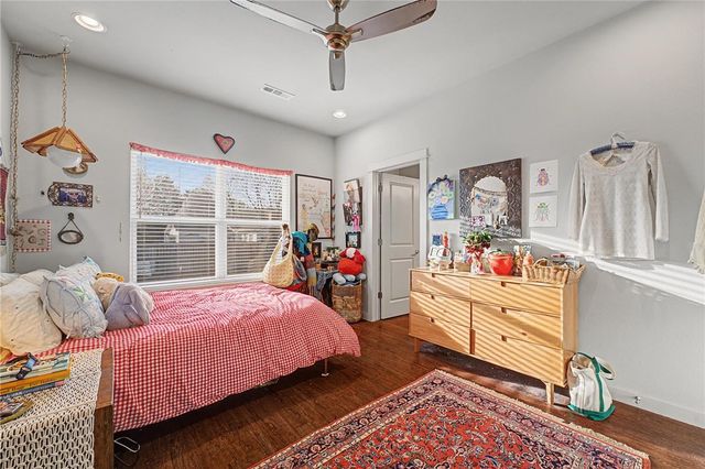 705 S Dockery Lane, Fayetteville, AR 72701