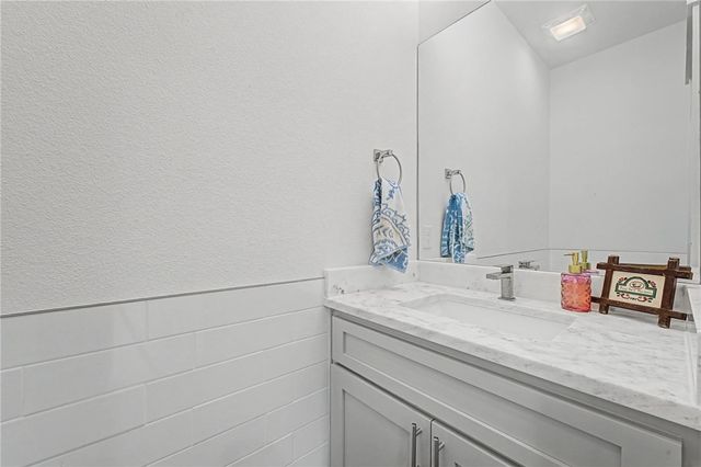 705 S Dockery Lane, Fayetteville, AR 72701