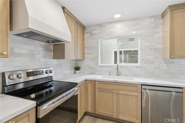 2382 Via Mariposa West D, Laguna Woods, CA 92637