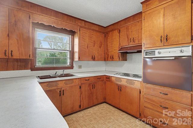 1612 Shelby Road 14-17, Kings Mountain, NC 28086