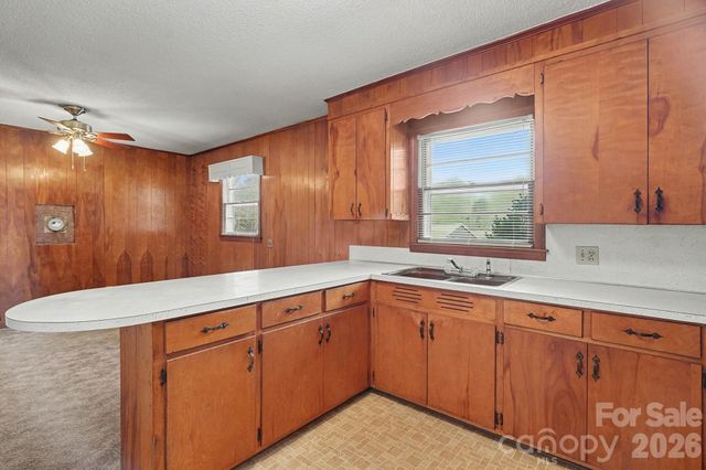 1612 Shelby Road 14-17, Kings Mountain, NC 28086