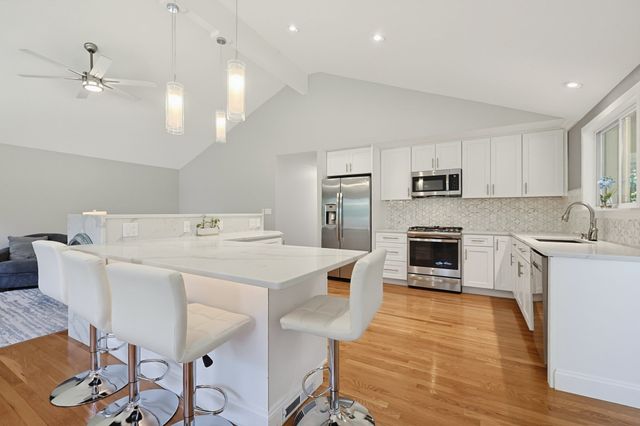426 Chamberlain St., Holliston, MA 01746