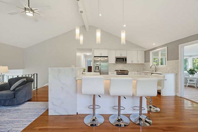 426 Chamberlain St., Holliston, MA 01746