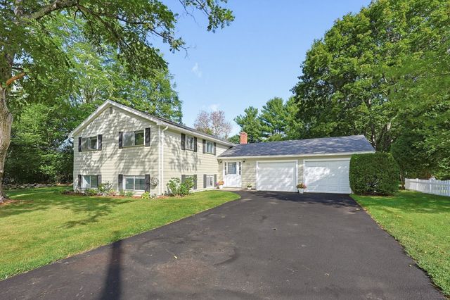 426 Chamberlain St., Holliston, MA 01746