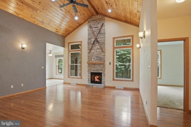 34 HARRINGTON WAY, Greensburg, PA 15601
