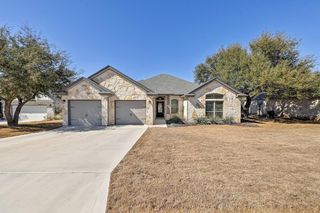 116 Travis TRL, Burnet, TX 78611