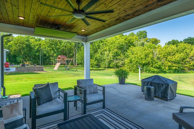 8289 Blackrock Drive, Ooltewah, TN 37363