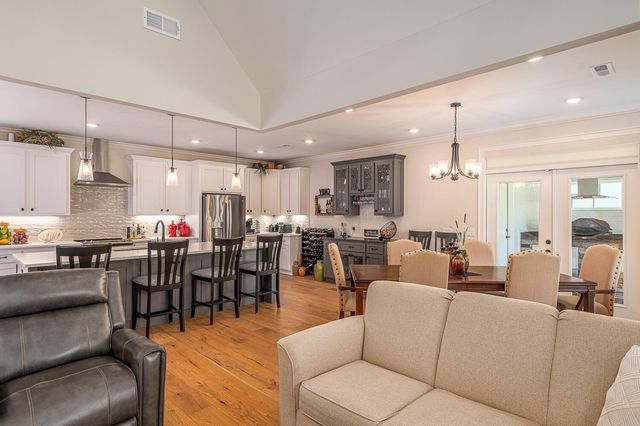 8289 Blackrock Drive, Ooltewah, TN 37363
