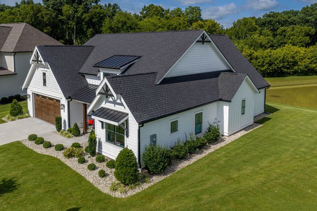 8289 Blackrock Drive, Ooltewah, TN 37363