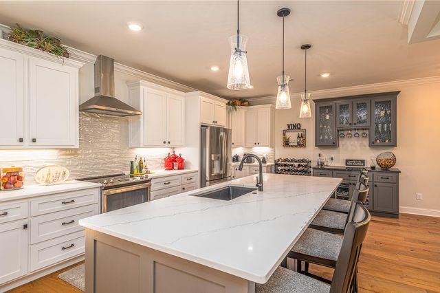 8289 Blackrock Drive, Ooltewah, TN 37363