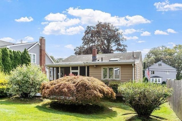 68 Spring Rd, Nahant, MA 01908