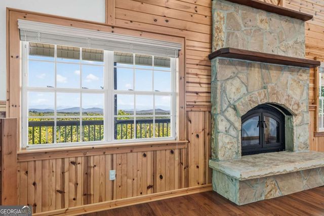 334 Hawksclaw Trail, Morganton, GA 30560