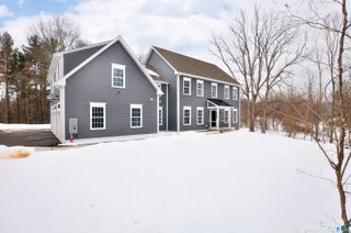 2 Brentwood, East Granby, CT 06026