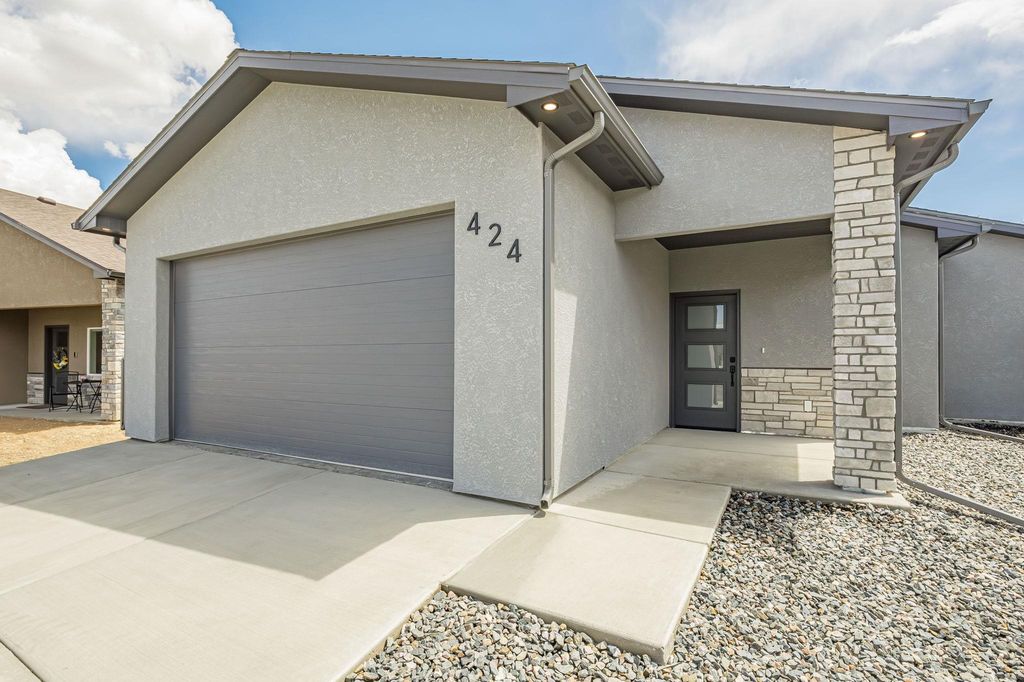 424 Iola Basin Street, Grand Junction, CO 81504