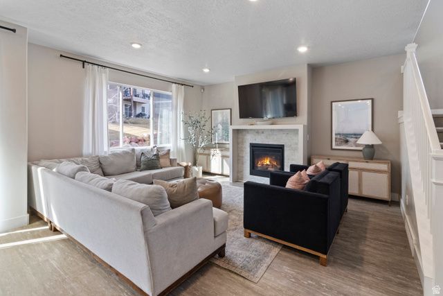 316 BELLA VIDA DR, North Salt Lake, UT 84054