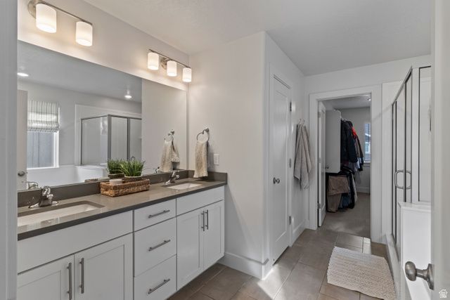 316 BELLA VIDA DR, North Salt Lake, UT 84054