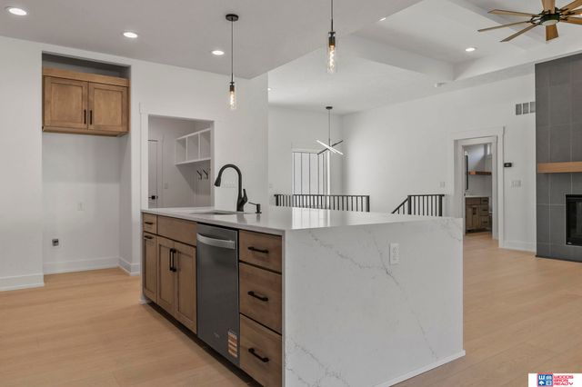 8820 Dragonfly Lane, Lincoln, NE 68526