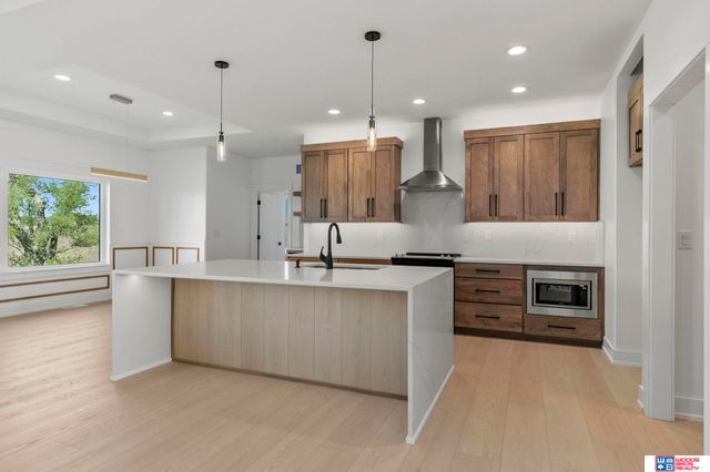 8820 Dragonfly Lane, Lincoln, NE 68526