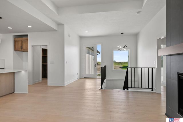 8820 Dragonfly Lane, Lincoln, NE 68526
