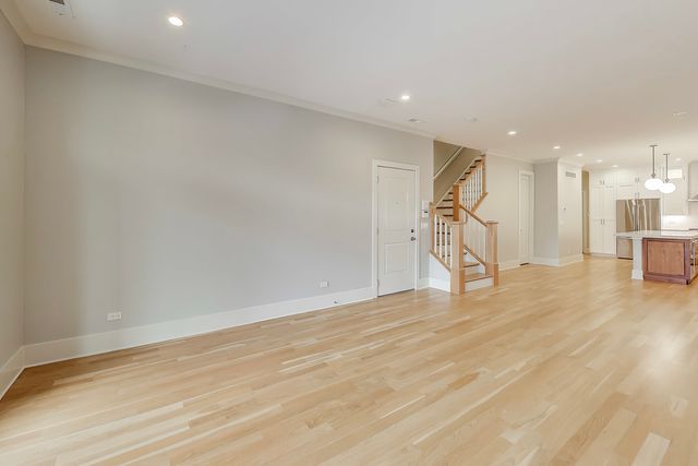 4135 N Kenmore Avenue 2N, Chicago, IL 60613