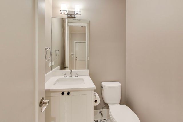 4135 N Kenmore Avenue 2N, Chicago, IL 60613