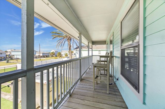 21815 Deaf P Smith Drive, Galveston, TX 77554