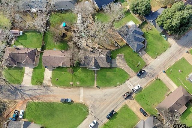 1000 Hillcrest Dr, Whitehouse, TX 75791