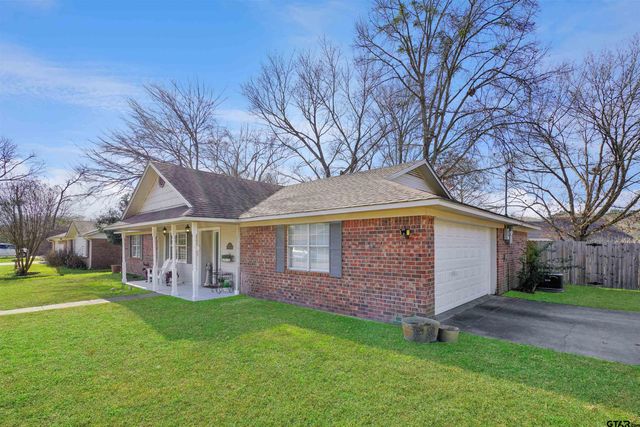 1000 Hillcrest Dr, Whitehouse, TX 75791