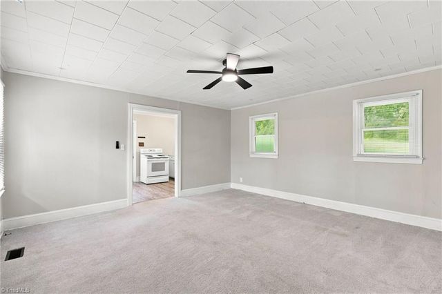 2138 Nc Highway 62, Burlington, NC 27217