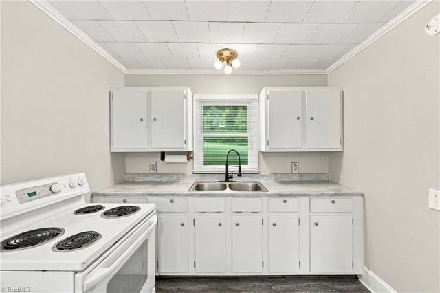 2138 Nc Highway 62, Burlington, NC 27217