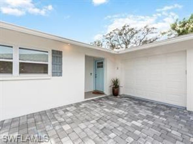 3 Rivard RD, Naples, FL 34112