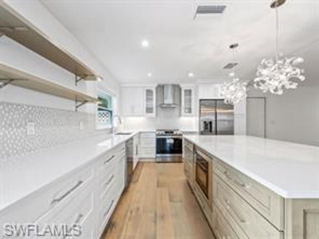 3 Rivard RD, Naples, FL 34112