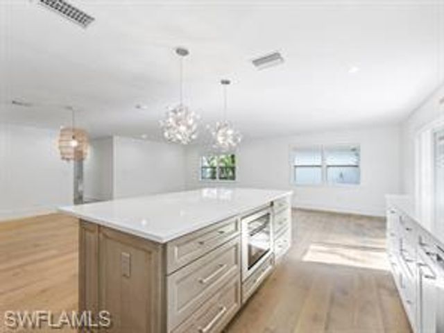 3 Rivard RD, Naples, FL 34112