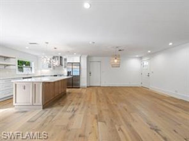 3 Rivard RD, Naples, FL 34112
