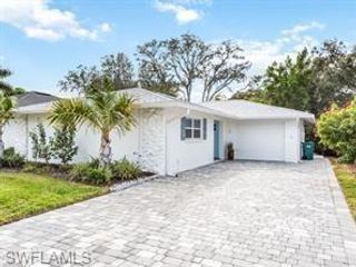 3 Rivard RD, Naples, FL 34112