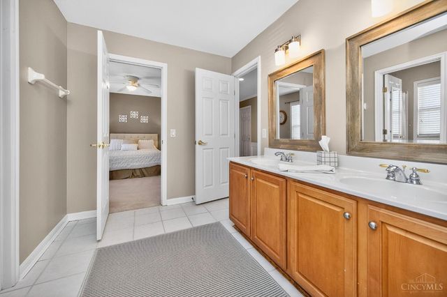 5641 Richmond Park Drive, Mason, OH 45040