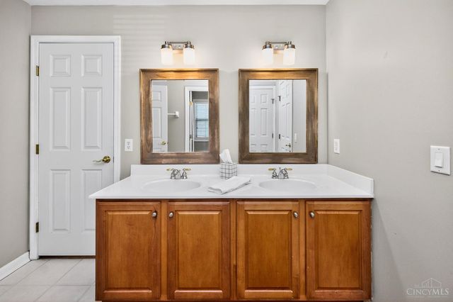 5641 Richmond Park Drive, Mason, OH 45040