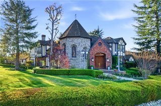 852 Peninsula Avenue, Claremont, CA 91711