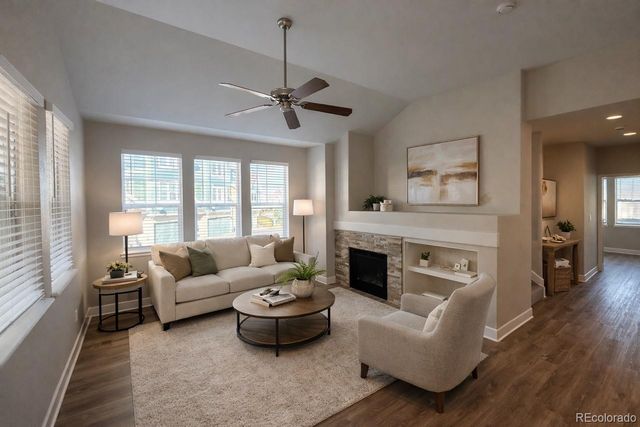 9805 W Hinsdale Place, Littleton, CO 80128