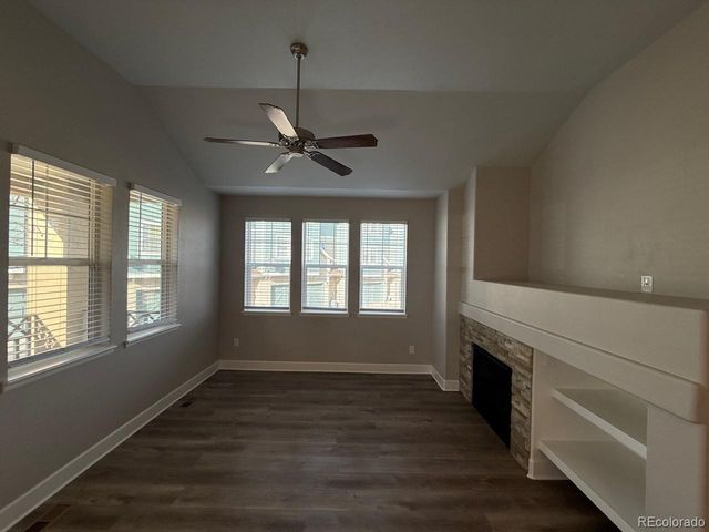 9805 W Hinsdale Place, Littleton, CO 80128