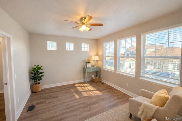 9805 W Hinsdale Place, Littleton, CO 80128