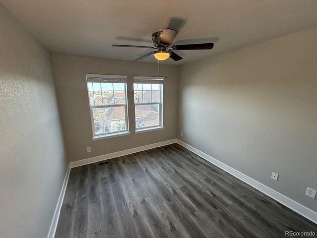 9805 W Hinsdale Place, Littleton, CO 80128